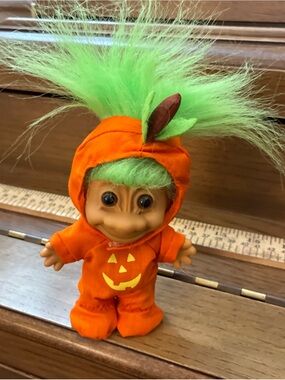 Vintage Troll Doll Halloween Costume Pumpkin Outfit 5.5" Green Hair Russ